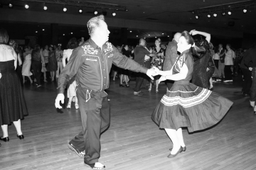 rhythm-riot-swing-dancing